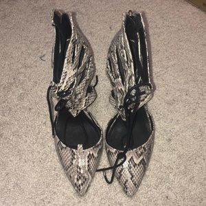Steve Madden snake print heals